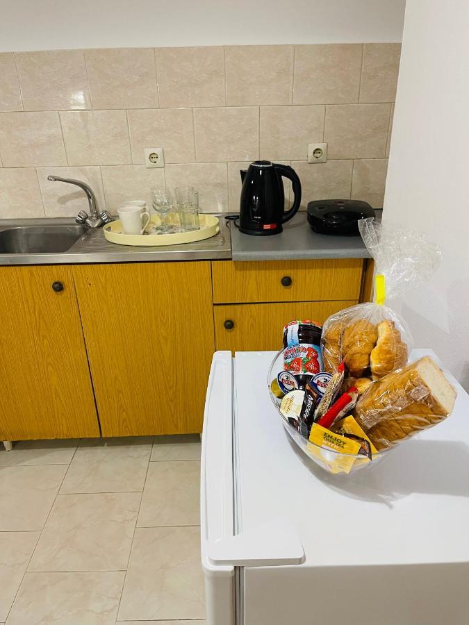 Anastasia Apartment 阿凡投 外观 照片